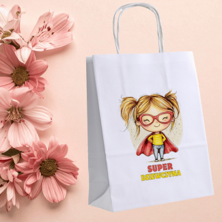 Torebki papierowe z nadrukiem SUPER DZIEWCZYNKA na dzień kobiet dla dziewczynek